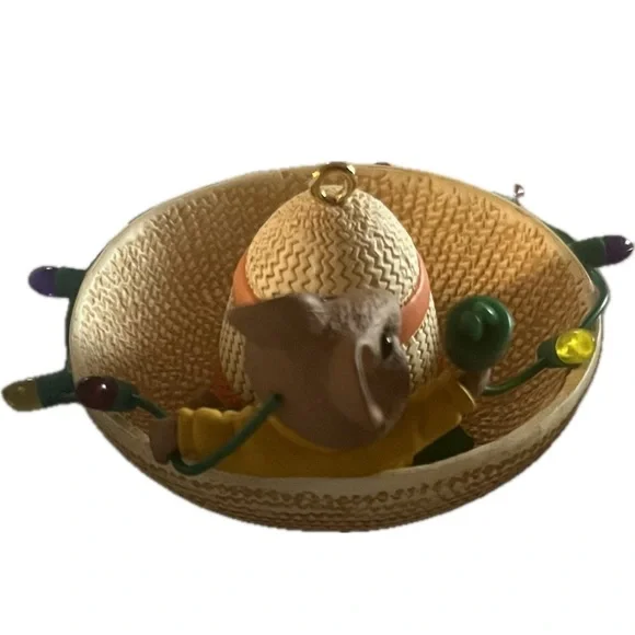 Hallmark Keepsake Ornament Feliz Navidad Mouse and Hat lights - Picture 5 of 7